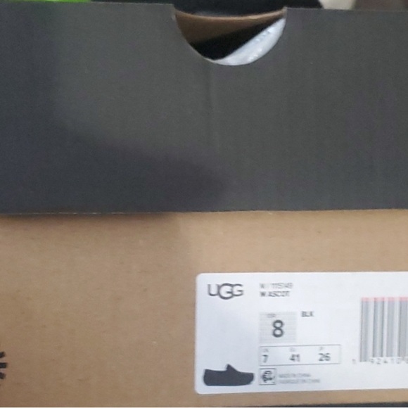 Brand new in box black Ascot Ugg loafers size us 8. - Picture 6 of 6